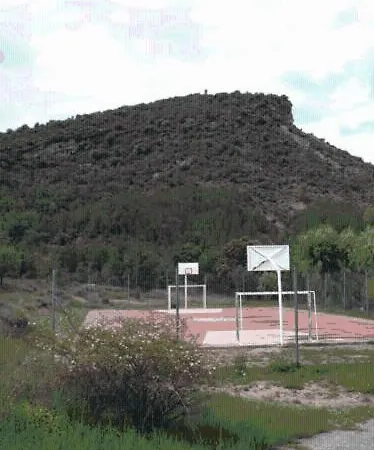 Centro De Vacaciones Morillo De Tou - Campsite