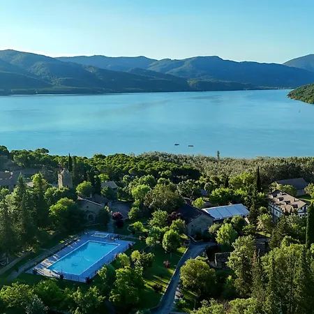 Kemping Centro De Vacaciones Morillo De Tou - *